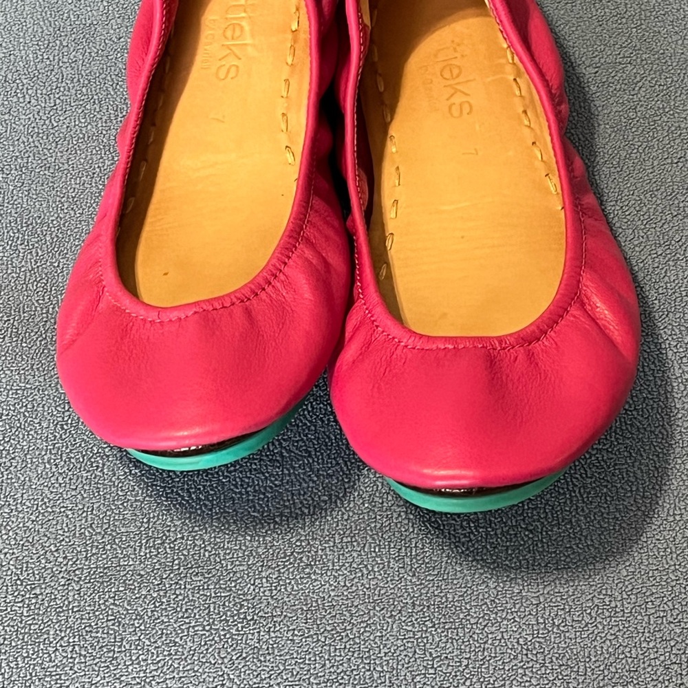 Tieks Magenta size 7